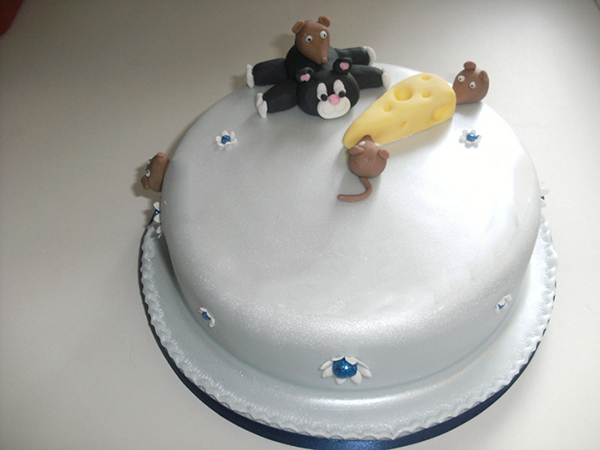 25 hình ảnh bánh chúc mừng sinh nhật tuổi tí (chuột) đẹp và ý nghĩa